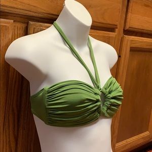 Vitamin A Bikini top M NWT